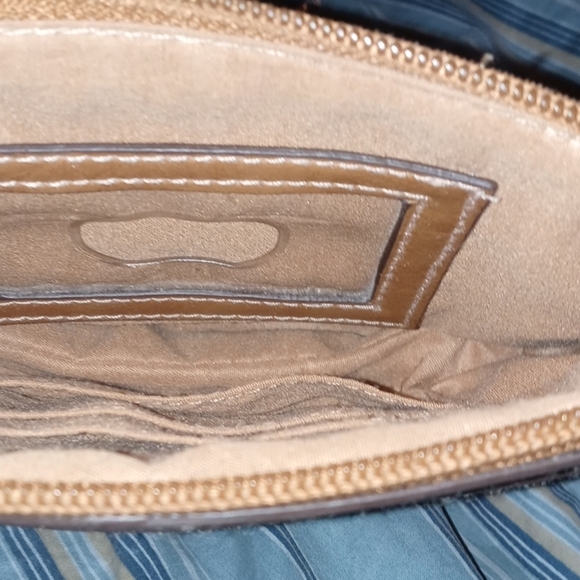 Relic wristlet - Picture 2 of 4